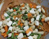 A picture of step 11 of Veg kolhapuri sabji.