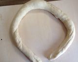 A picture of step 9 of Neujahrsbretzel (German New Year's Pretzel).