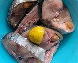 Foto langkah ke 1 dari resep Ikan Tongkol bumbu kuning.