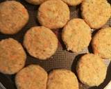 Garlicky Salmon burger recipe step 3 photo