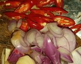 Foto langkah ke 2 dari resep Sayur timun kuah kuning.
