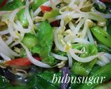 Foto langkah ke 1 dari resep Tumis Ceciwis & Toge Pedas Mantap.