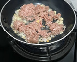 Foto langkah ke 3 dari resep Resep MPASI - Tumis Daging Giling Saus Tiram.