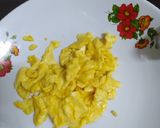 รูปขั้นตอนการทำที่ 3 ของ บวบผัดไข่