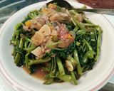 Foto langkah ke 7 dari resep Tumis kangkung saus tiram.