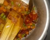 A picture of step 3 of Spicy thick vegetable stew.