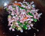 Foto langkah ke 3 dari resep Tumis Cumi asin cabe ijo.