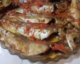 صورة لخطوة 2 من وصفة سمك 🐟 بالصلصة طماطم 🍅 في الفرن