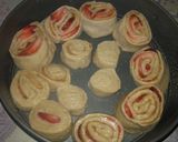 Foto del paso 9 de la receta: Cinnamon rolls/ Roles de canela con frutillas