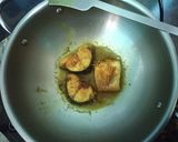 আলু ফুলকপি দিয়ে মাছের ঝোল(Aloo foolkopi diye aloo r jhol recipe in Bengali) রেসিপি ধাপ - 2 ছবি