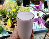 Hình bước làm 2 của món Sinh tố việt quất