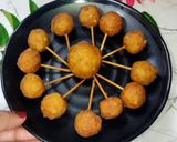 A picture of step 6 of Vrat ke liye aloo lolipop.