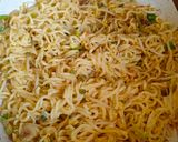Foto langkah ke 4 dari resep Mie Goreng Tauge.