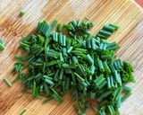 Hình bước làm 3 của món 🌱 Canh Hẹ Nấm Mỡ Đậu Hủ Non