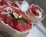 Une image de l'étape 1 de Verrine crumble Mousse citron et fraise.
