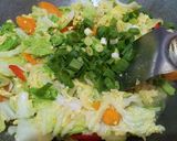 Foto langkah ke 5 dari resep 213. Tumis Sawi putih, wortel dan telur.