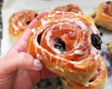 Foto del paso 11 de la receta: Rollitos de cardamomo y frutos del bosque