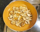 A picture of step 5 of Stir-Fry Noodle Salad.