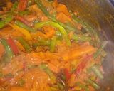 A picture of step 5 of Green beans and Carrots salads.