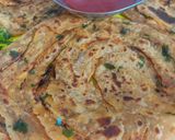 मसाला पराठा (masala paratha recipe in marathi) रेसिपी स्टेप 5 फोटो 