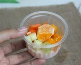 Foto langkah ke 9 dari resep Salad Buah Ekonomis 2000an.