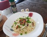 A picture of step 6 of Burnt chilli garlic rice with baked beans gravy.