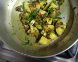 A picture of step 3 of Aloo methi.