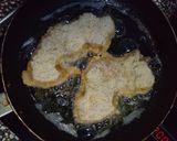 Foto del paso 6 de la receta: Bistec de pollo empanado