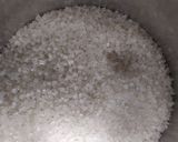 A picture of step 2 of Chickoo milkshake.