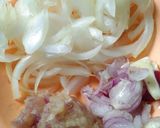 Foto langkah ke 2 dari resep Ayam Tumis Pedas.