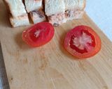 Foto langkah ke 3 dari resep Sandwich Tongkol Mayonaise.