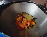 A picture of step 2 of Echor er Torkari or Echor er Dalna (Kathal ki Sabzi).
