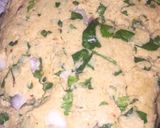 A picture of step 5 of Palak parantha.