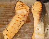 Foto del paso 5 de la receta: Salmón a la plancha con patatas y brócoli