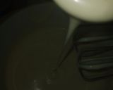 A picture of step 3 of Spong cake.
