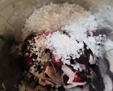 A picture of step 1 of Jamun Smoothie.