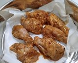 Foto langkah ke 4 dari resep Spicy Chicken drumsticks.