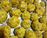 A picture of step 6 of Yam balls.