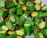 A picture of step 1 of Okra Amaranth Fry.