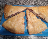 Foto del paso 11 de la receta: Empanadas de Pechuga de pollo con bacon, dátiles y queso con masa Quebrada
