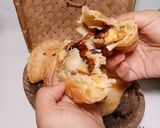 Foto langkah ke 8 dari resep Karipap Pusing isi Coklat Pisang.