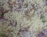 वैजी पिज़्ज़ा (veggie pizza recipe in Hindi) रेसिपी चरण 2 फोटो