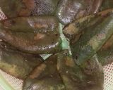 A picture of step 1 of Cheese-Stuffed Chiles Rellenos.