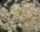A picture of step 3 of Easy Pork with Scallion Salt Sauce.