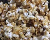 Foto langkah ke 3 dari resep Popcorn Karamel ala Bioskop.