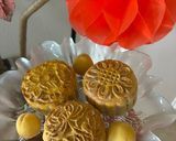 A picture of step 6 of Sugar-Free Mixed Nut Mooncakes.