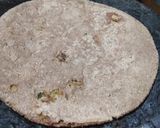 सोयाबिन,नाचणी,ओट्स पिठाचा पराठा (soyabean, nachani,oats paratha recipe in marathi) रेसिपी स्टेप 3 फोटो 