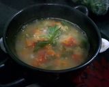A picture of step 6 of Sweetcorn vegetables soup.
