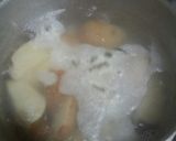 A picture of step 2 of Simple Rosemary potato wedges aaà.