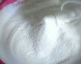 Foto langkah ke 3 dari resep Bolu gulung putih telur.